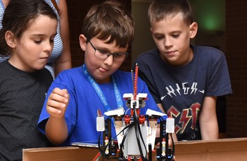 T@T Kuckó- Robotika nyári tábor